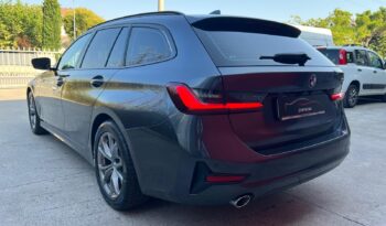 BMW Serie 3 Sport 318 Hybrid pieno