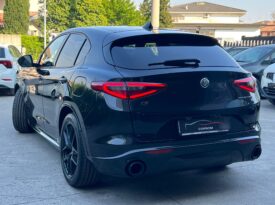 Alfa Romeo Stelvio 2.2 Veloce AT8 210cv Q4
