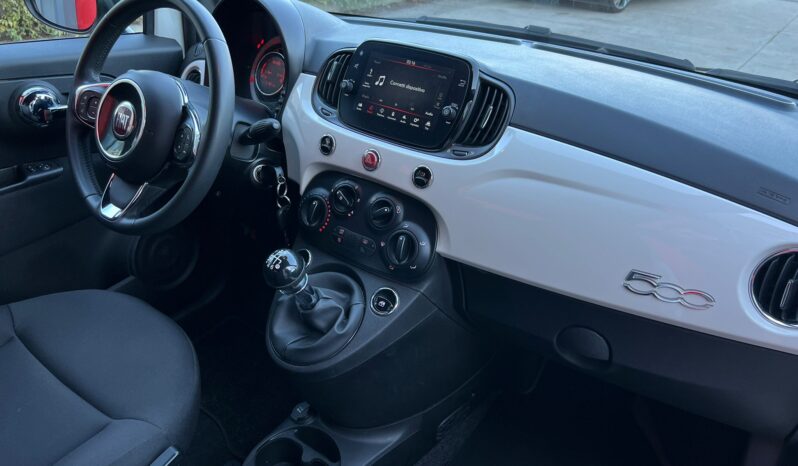 
								Fiat 500 Cabrio 1.0 Hybrid 70 CV pieno									