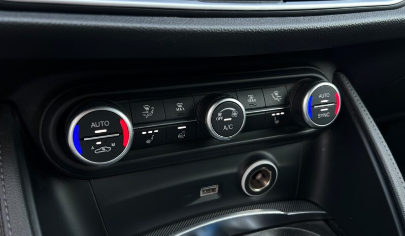 
								Alfa Romeo Stelvio 2.2 Diesel Veloce Q4 210 CV pieno									